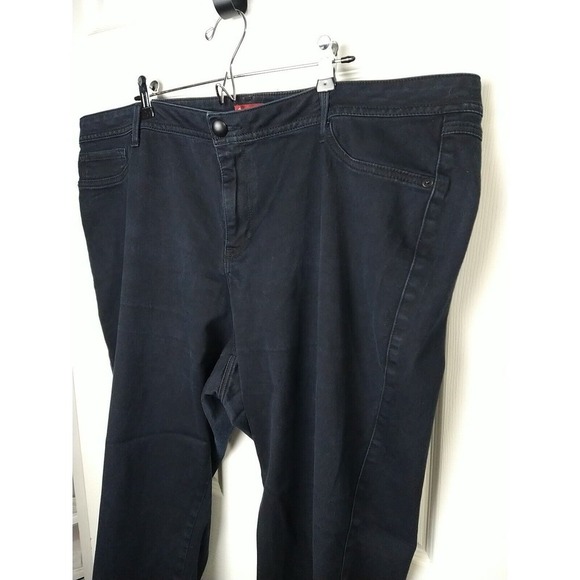 Db Established Dark Blue Denim Zip Button Jeans Size 24Short - Picture 2 of 13